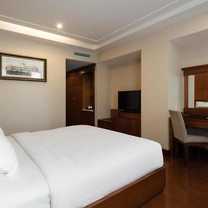 Deluxe Double or Twin Room City View